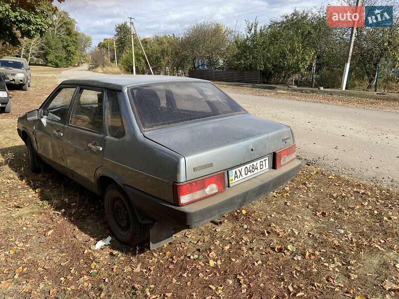 Седан ВАЗ / Lada 21099 2004 в 