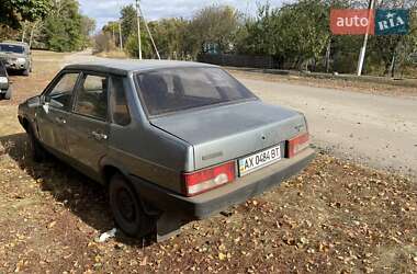 Седан ВАЗ / Lada 21099 2004 в 