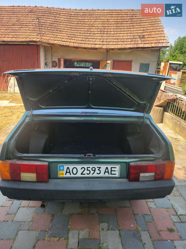 Седан ВАЗ / Lada 21099 2006 в Мукачево