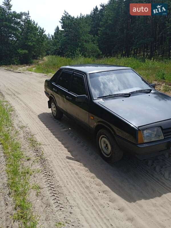 Седан ВАЗ / Lada 21099 2008 в Зарічному