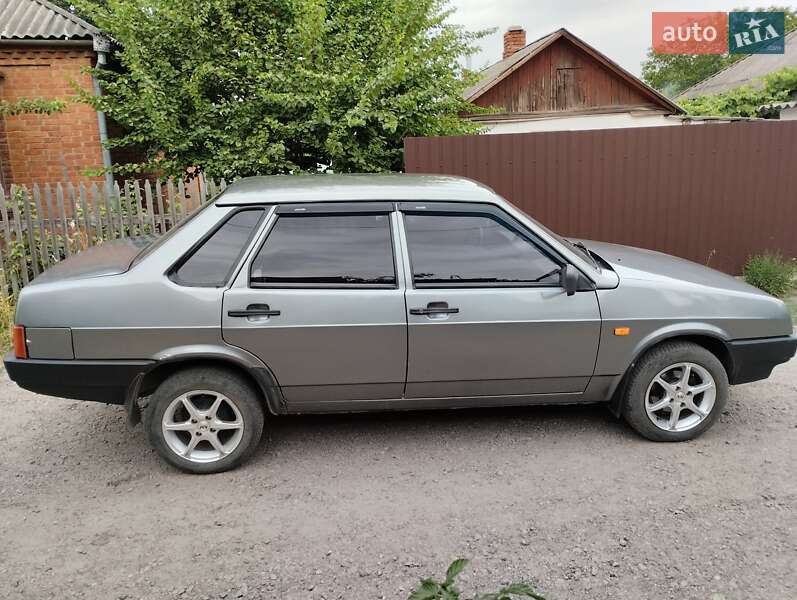 Седан ВАЗ / Lada 21099 2006 в Первомайську