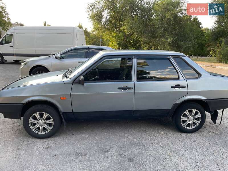 Седан ВАЗ / Lada 21099 2006 в Запорожье