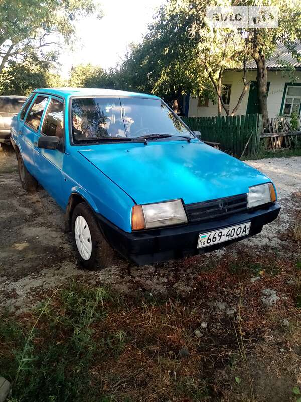 Седан ВАЗ / Lada 21099 1994 в Новоархангельську