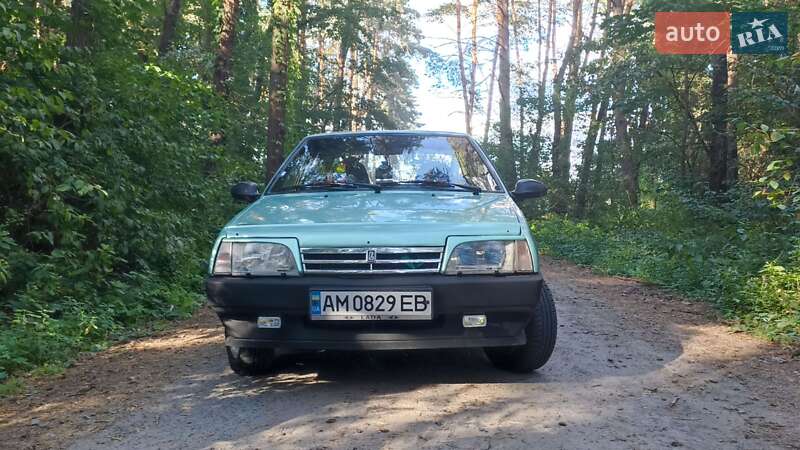 Седан ВАЗ / Lada 21099 2003 в Звягелі