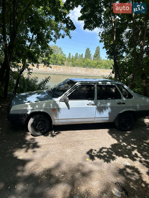 Седан ВАЗ / Lada 21099 2005 в Світловодську