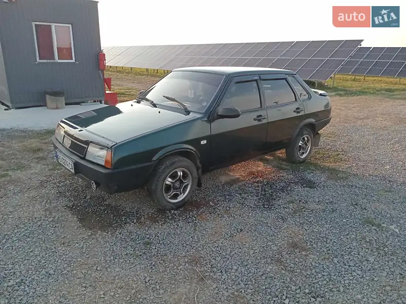 ВАЗ / Lada 21099