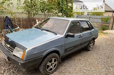 Седан ВАЗ / Lada 21099 2003 в Виноградові