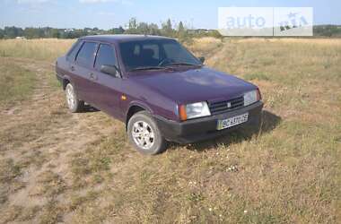 Седан ВАЗ / Lada 21099 1999 в Радехове