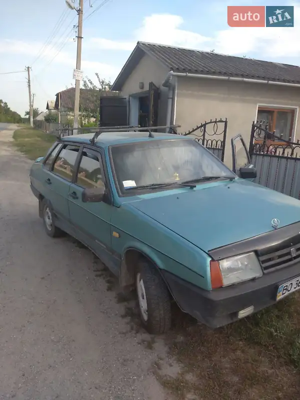 ВАЗ / Lada 21099