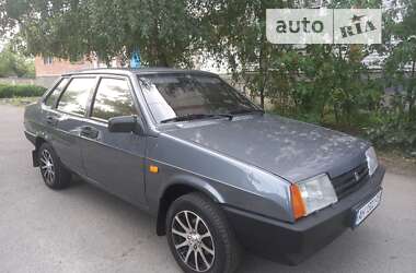 Седан ВАЗ / Lada 21099 2006 в Славянске