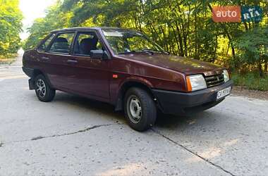 Седан ВАЗ / Lada 21099 2005 в Чигирину