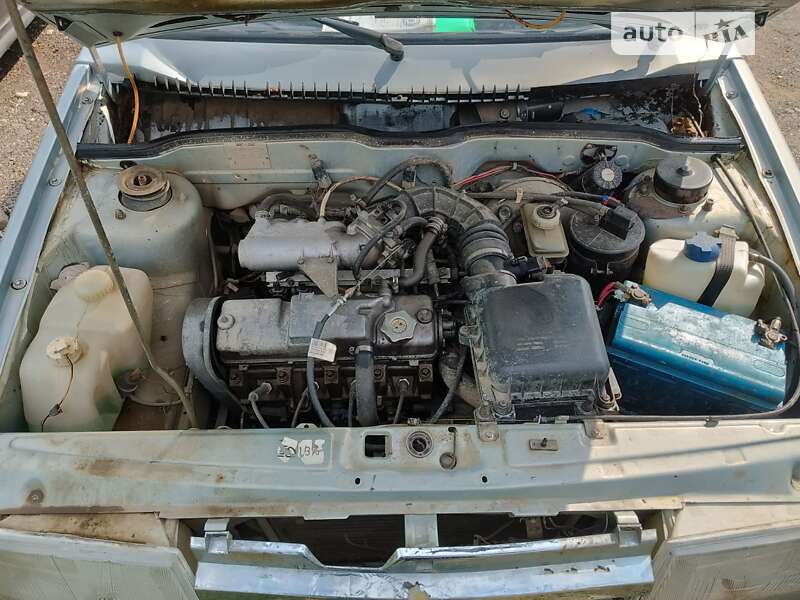 Седан ВАЗ / Lada 21099 2004 в Черновцах