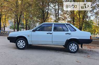 Седан ВАЗ / Lada 21099 1998 в Кривому Розі