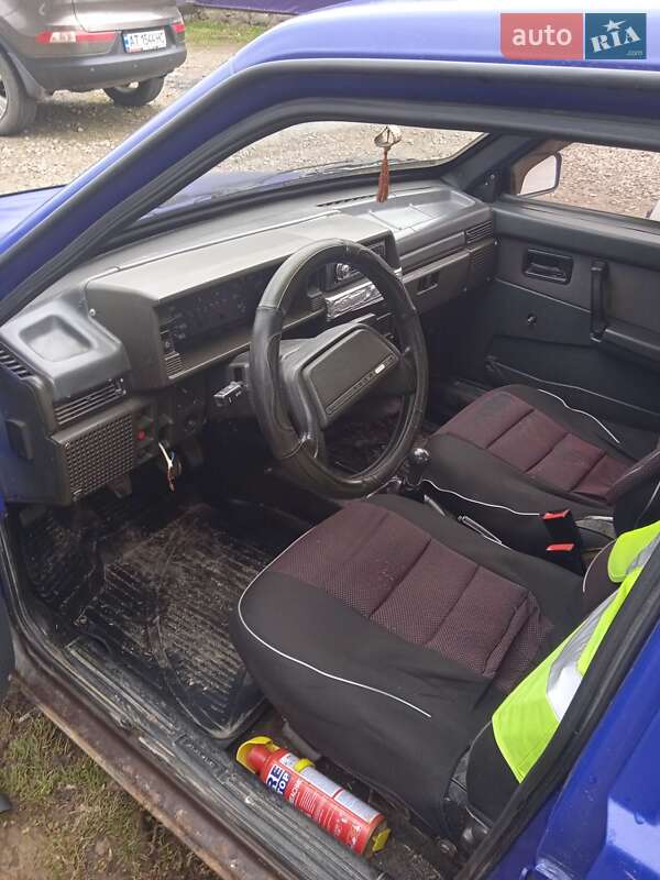 Седан ВАЗ / Lada 21099 2000 в Лазещині