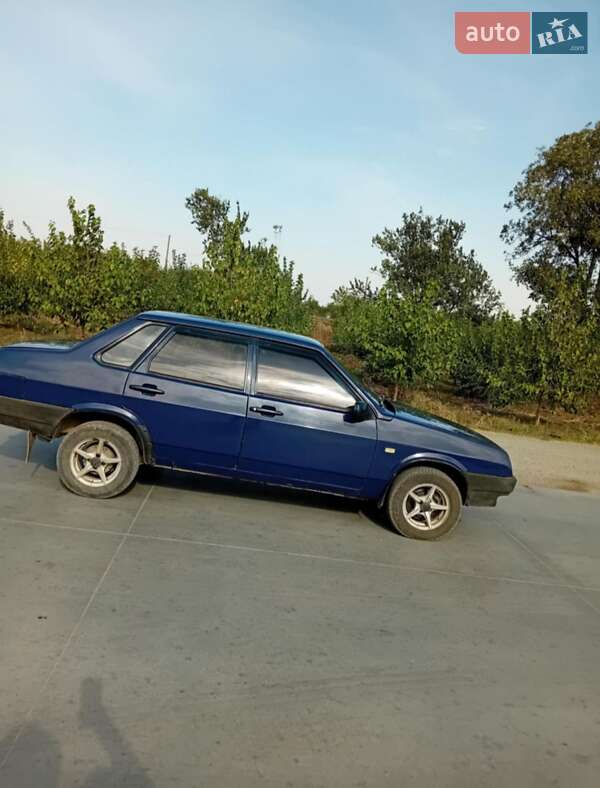Седан ВАЗ / Lada 21099 2006 в Голованівську