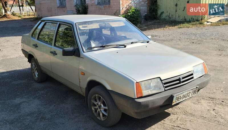 Седан ВАЗ / Lada 21099 2008 в Карлівці