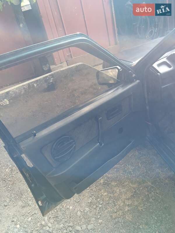 Седан ВАЗ / Lada 21099 2004 в Тернополі