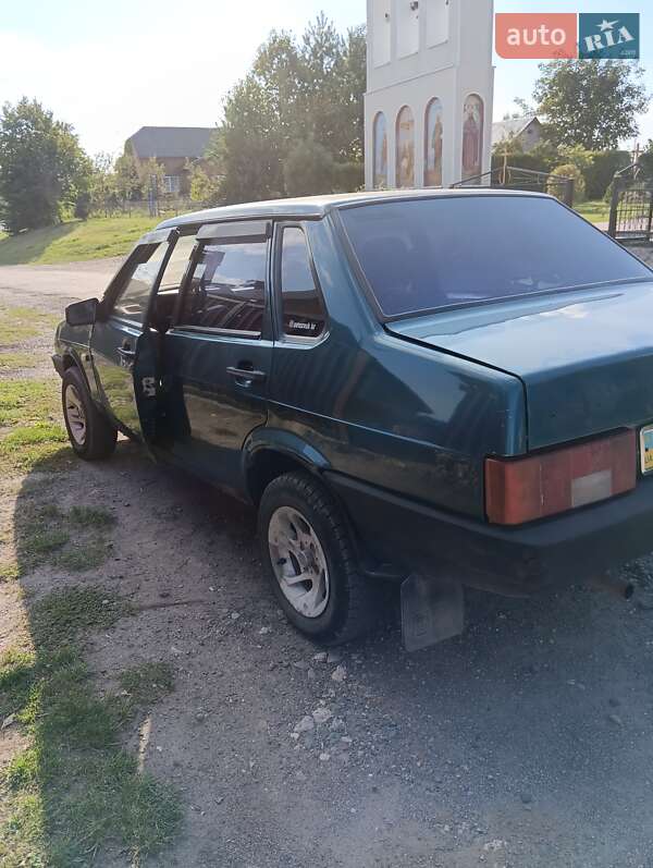 Седан ВАЗ / Lada 21099 2004 в Тернополі