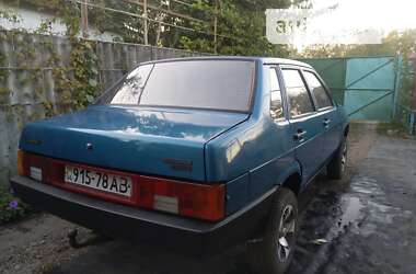 Седан ВАЗ / Lada 21099 1999 в П'ятихатках