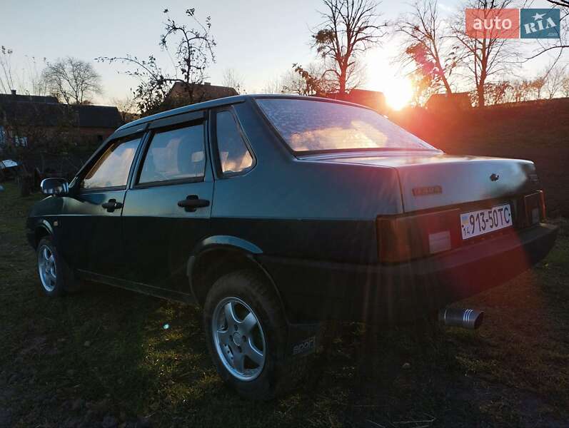 Седан ВАЗ / Lada 21099 1997 в Сокалі