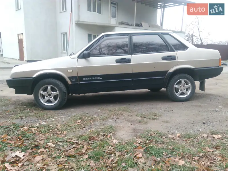 ВАЗ / Lada 21099