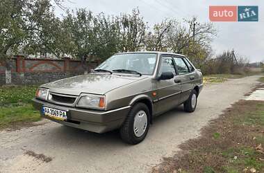 Седан ВАЗ / Lada 21099 2002 в Полтаве