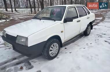 Седан ВАЗ / Lada 21099 2007 в Мені