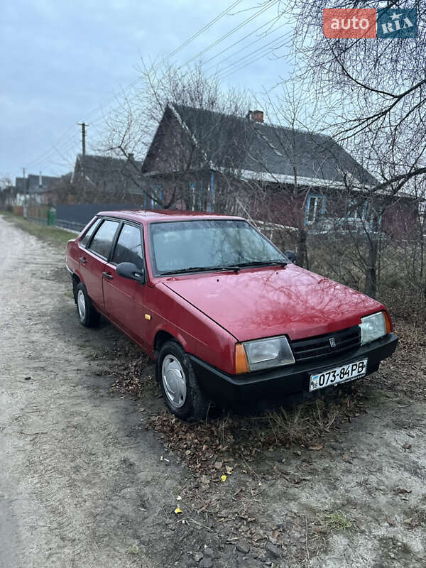 Седан ВАЗ / Lada 21099 1995 в Заречном