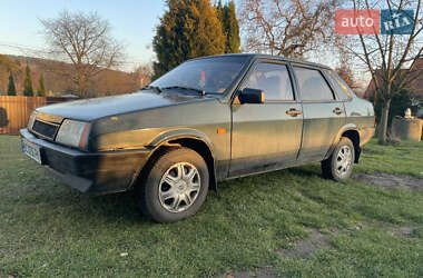 Седан ВАЗ / Lada 21099 2004 в Жовкві