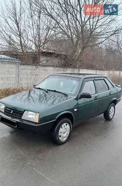 Седан ВАЗ / Lada 21099 2002 в Борисполе