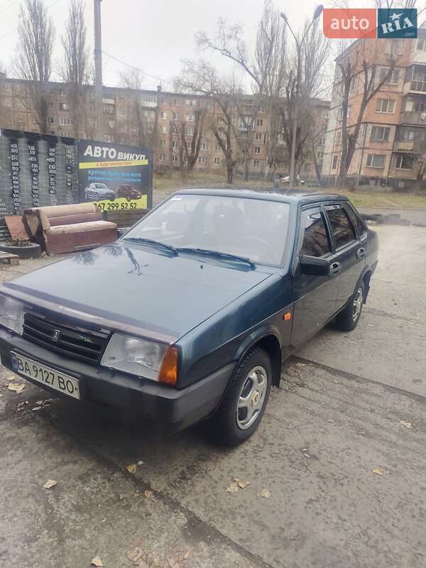 Седан ВАЗ / Lada 21099 2005 в Кривом Роге