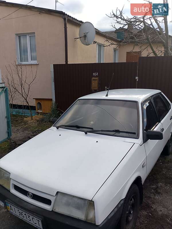 Седан ВАЗ / Lada 21099 1996 в Ржищеві