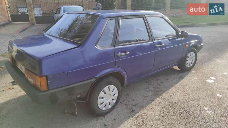 Седан ВАЗ / Lada 21099 2003 в Луцьку