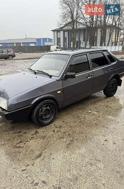 Седан ВАЗ / Lada 21099 2001 в Краснопіллі