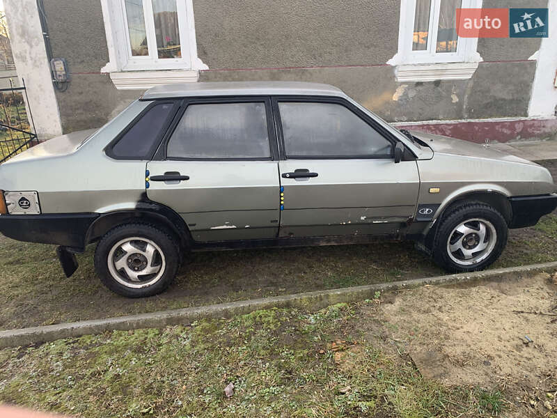 Седан ВАЗ 21099 1996 в 