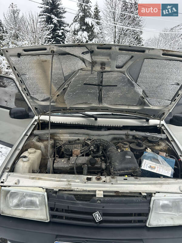 Седан ВАЗ / Lada 21099 2007 в Львове