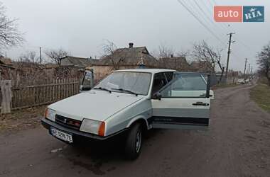 Седан ВАЗ / Lada 21099 2003 в Кривом Роге