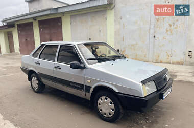 Седан ВАЗ / Lada 21099 2004 в Тернополе