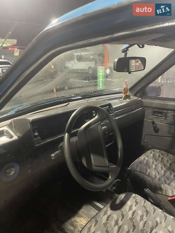 Седан ВАЗ / Lada 21099 2001 в Бердичеве фото 5 Седан ВАЗ / Lada 21099 2001 в Бердичеве