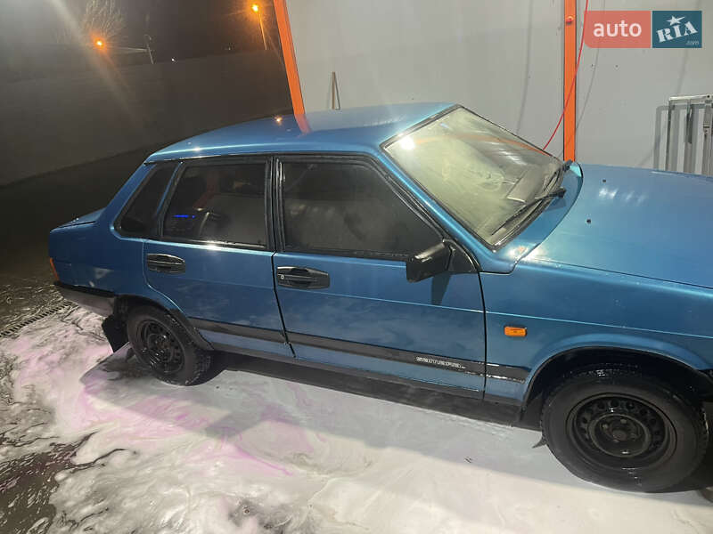 Седан ВАЗ / Lada 21099 2001 в Бердичеве фото 11 Седан ВАЗ / Lada 21099 2001 в Бердичеве