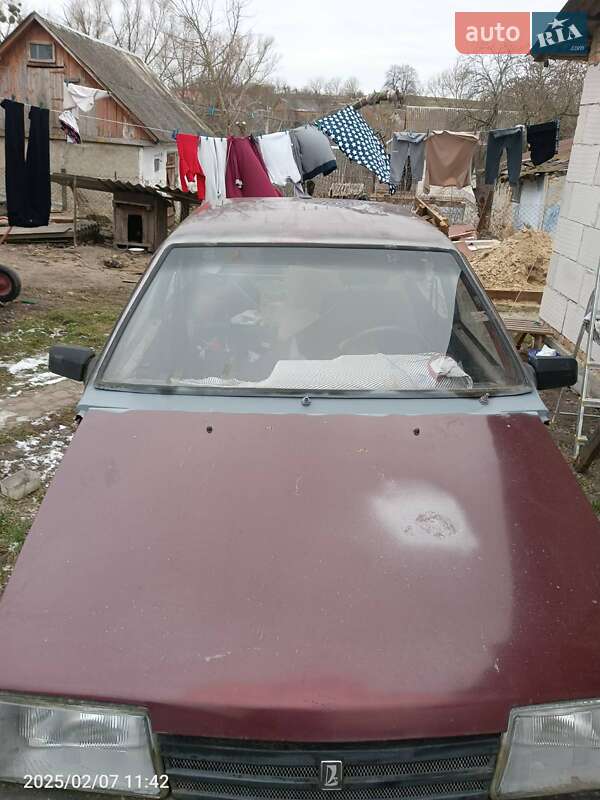 Седан ВАЗ / Lada 21099 1991 в Ровно