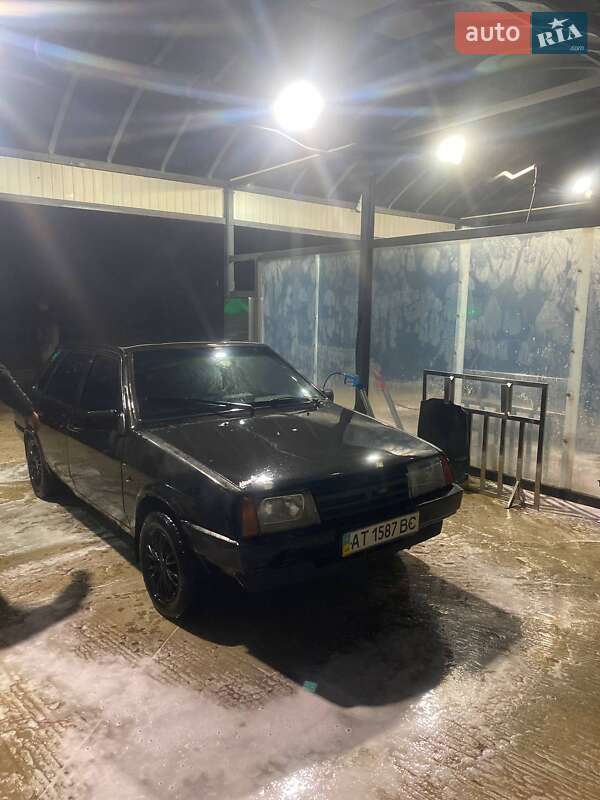 Седан ВАЗ / Lada 21099 2006 в Микуличині