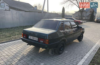 Седан ВАЗ / Lada 21099 2004 в Черновцах