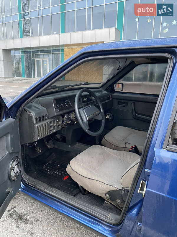 Седан ВАЗ / Lada 21099 2005 в Днепре