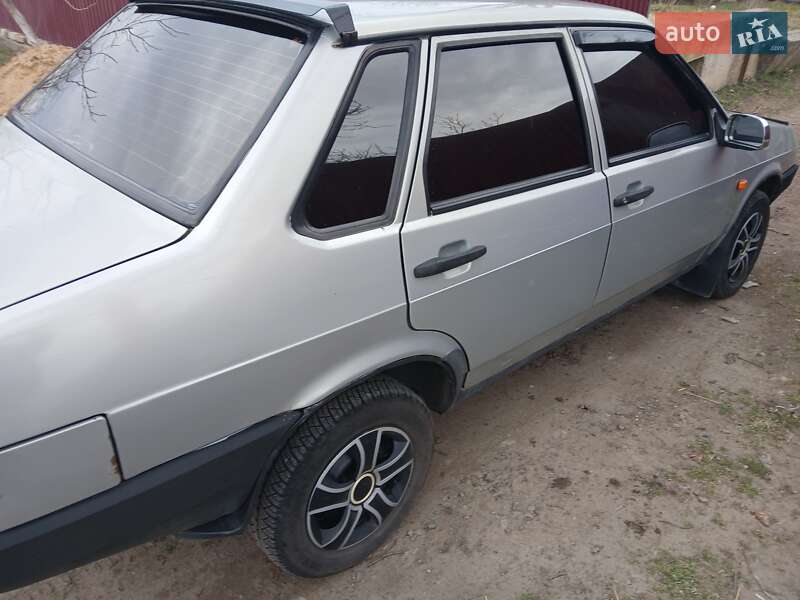 Седан ВАЗ / Lada 21099 2008 в Южноукраинске
