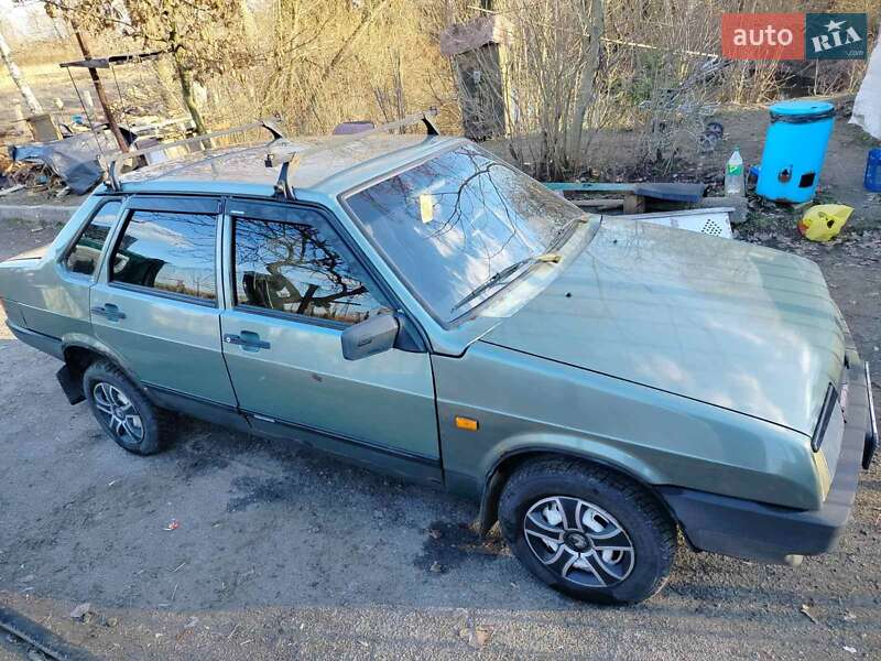 Седан ВАЗ / Lada 21099 2007 в Чернигове