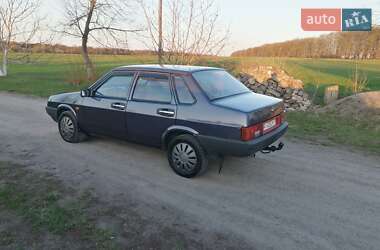 Седан ВАЗ 21099 2000 в 