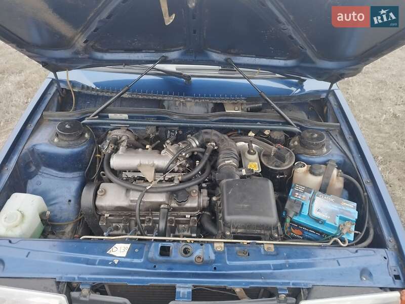 Седан ВАЗ / Lada 21099 2005 в Славянске