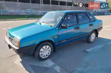 Седан ВАЗ 21099 2001 в 