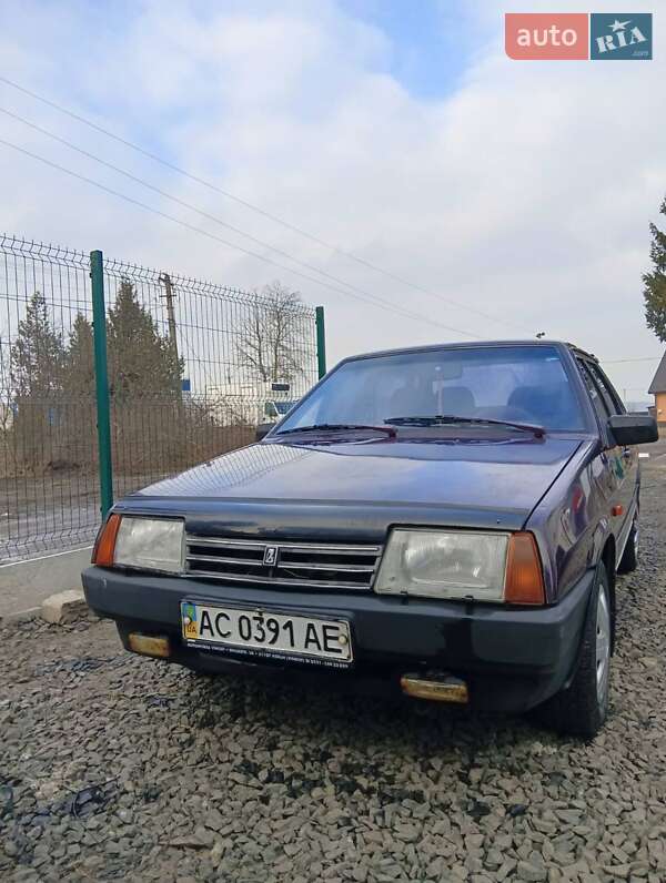Седан ВАЗ / Lada 21099 2000 в Ратным